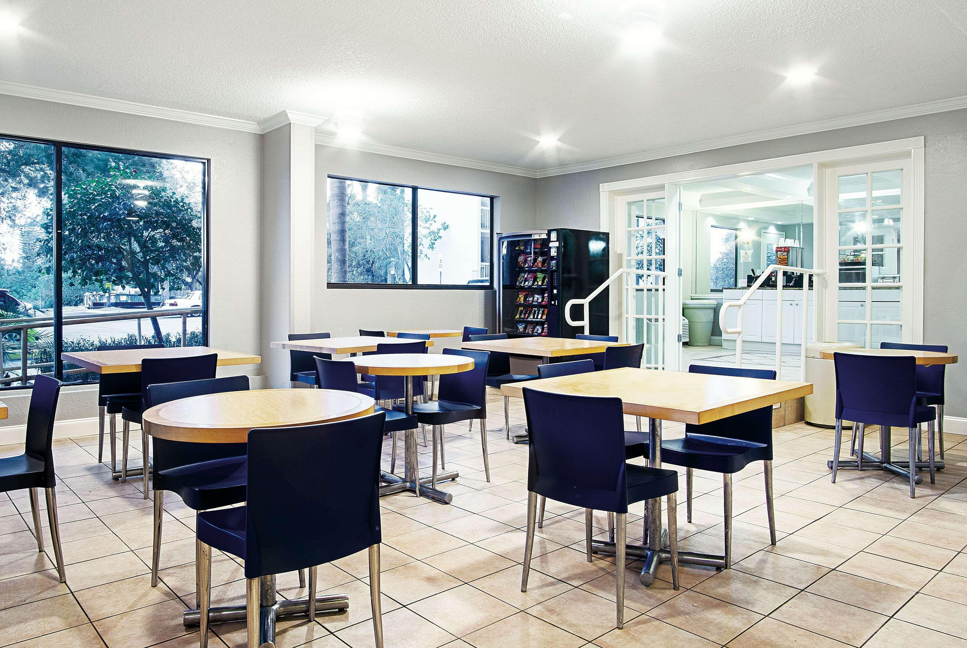 La Quinta By Wyndham West Palm - Florida Turnpike 3* Century Village (West Palm Beach, Palm Beach County)